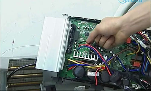 曲靖市美的空调电话是多少